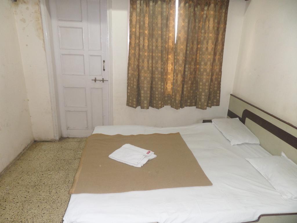 Hotel Shilpa Nashik Zimmer foto